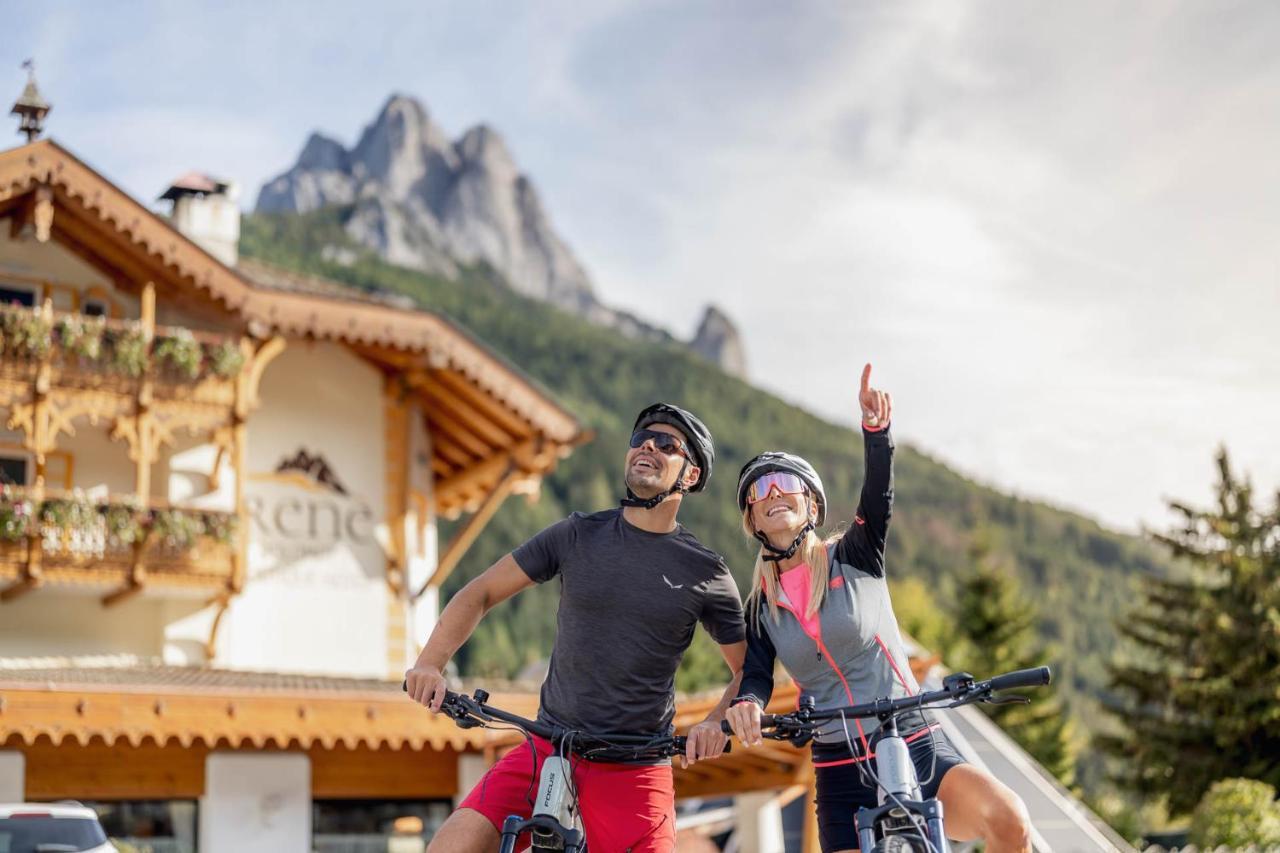 Rene Dolomites Boutique Hotel Pozza di Fassa Zewnętrze zdjęcie