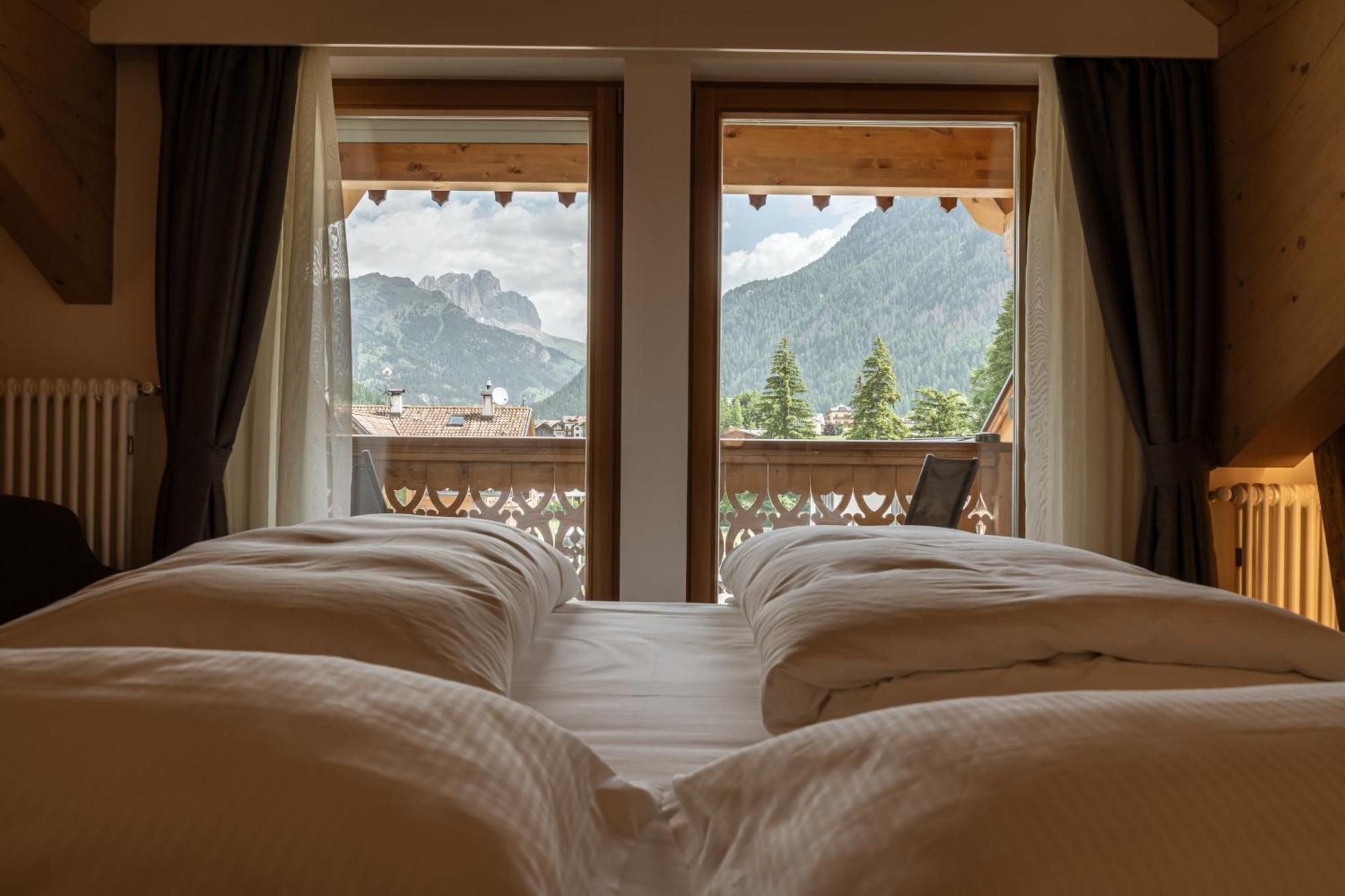 Rene Dolomites Boutique Hotel Pozza di Fassa Zewnętrze zdjęcie